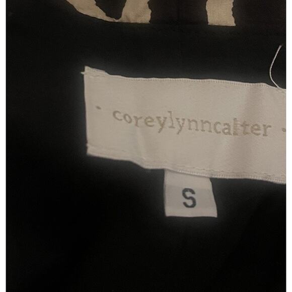 Corey Lynn Calter Women's S Black White Halter Belt Keyanna Print Maxi Dress EUC - Picture 3 of 4